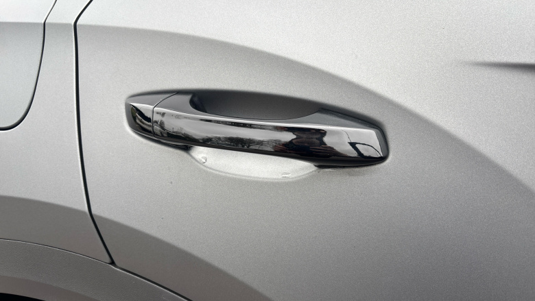 Volkswagen T-Roc 1.5 TSI Black Edition Plus 5dr Petrol Hatchback